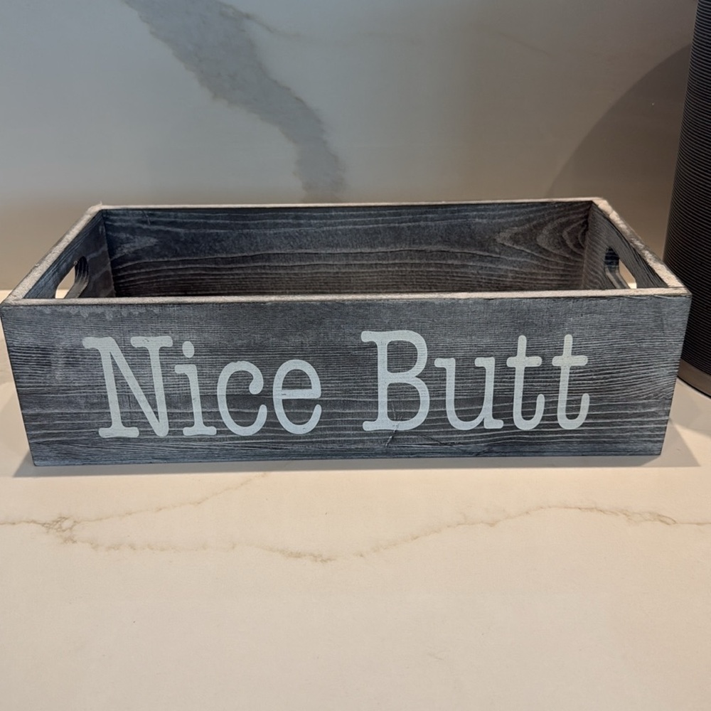 Gray Bathroom Accessory Set - Picture 6 of 6